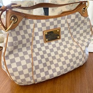 Louis Vuitton Handbag 💝Mother’s Day Special💝